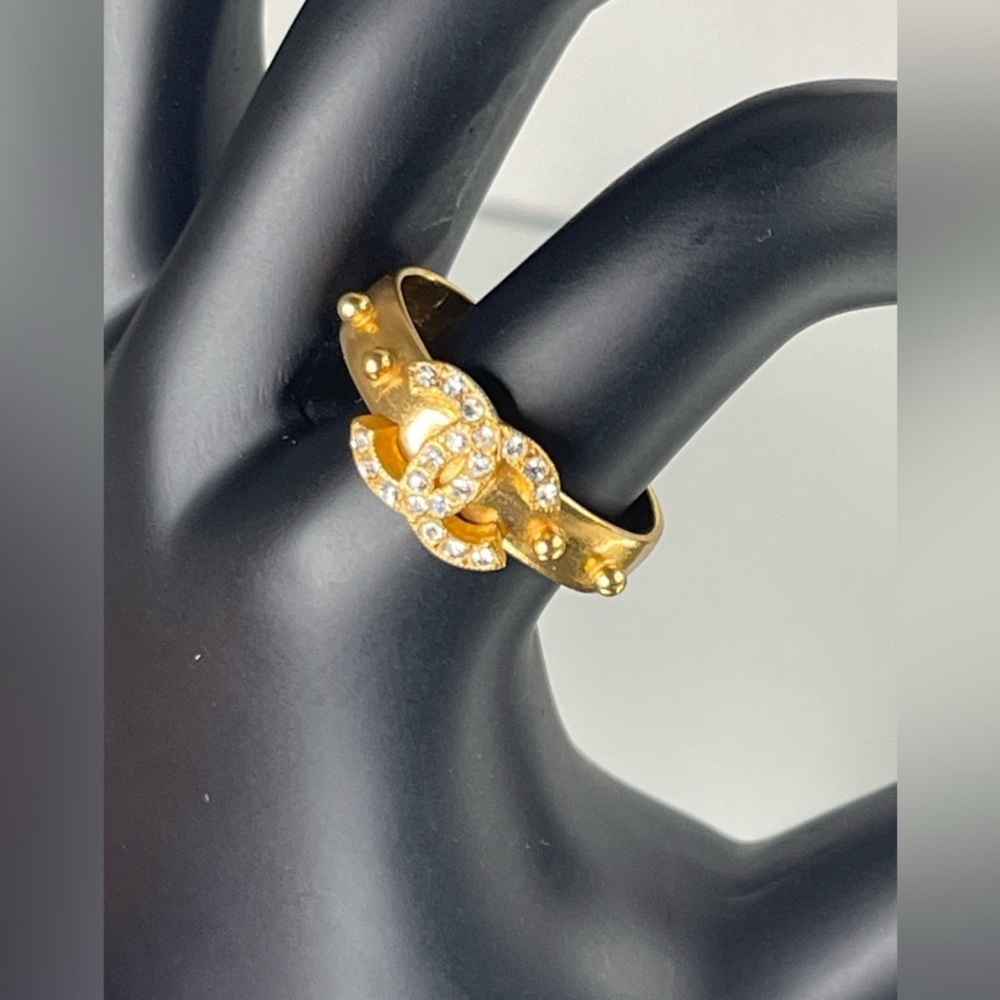 Chanel Vintage 24 Carat Plated Gold Crystal-Embellished Ring - Picture 8 of 12